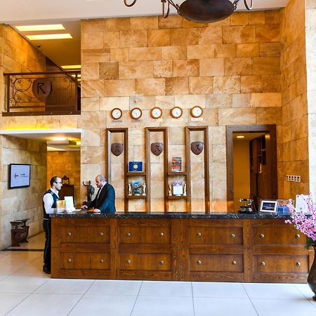 Reston Hotel Jounieh Dış mekan fotoğraf