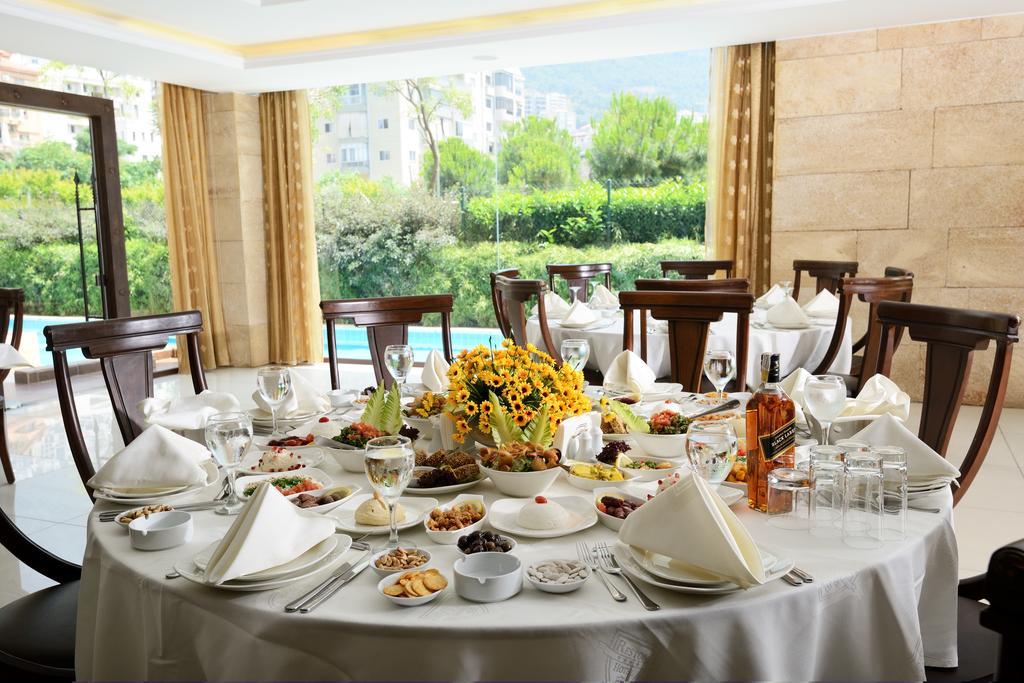 Reston Hotel Jounieh Dış mekan fotoğraf