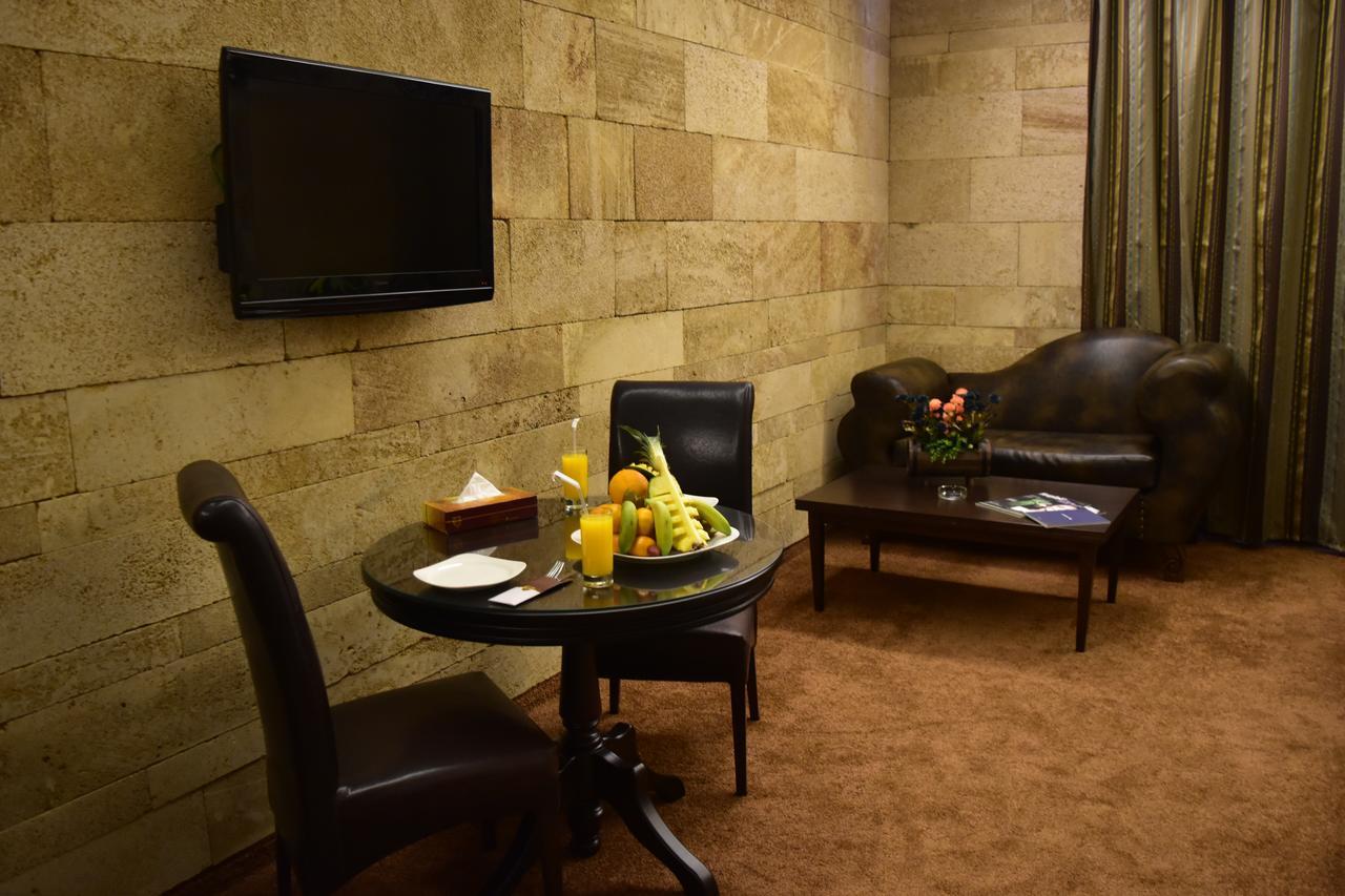 Reston Hotel Jounieh Dış mekan fotoğraf