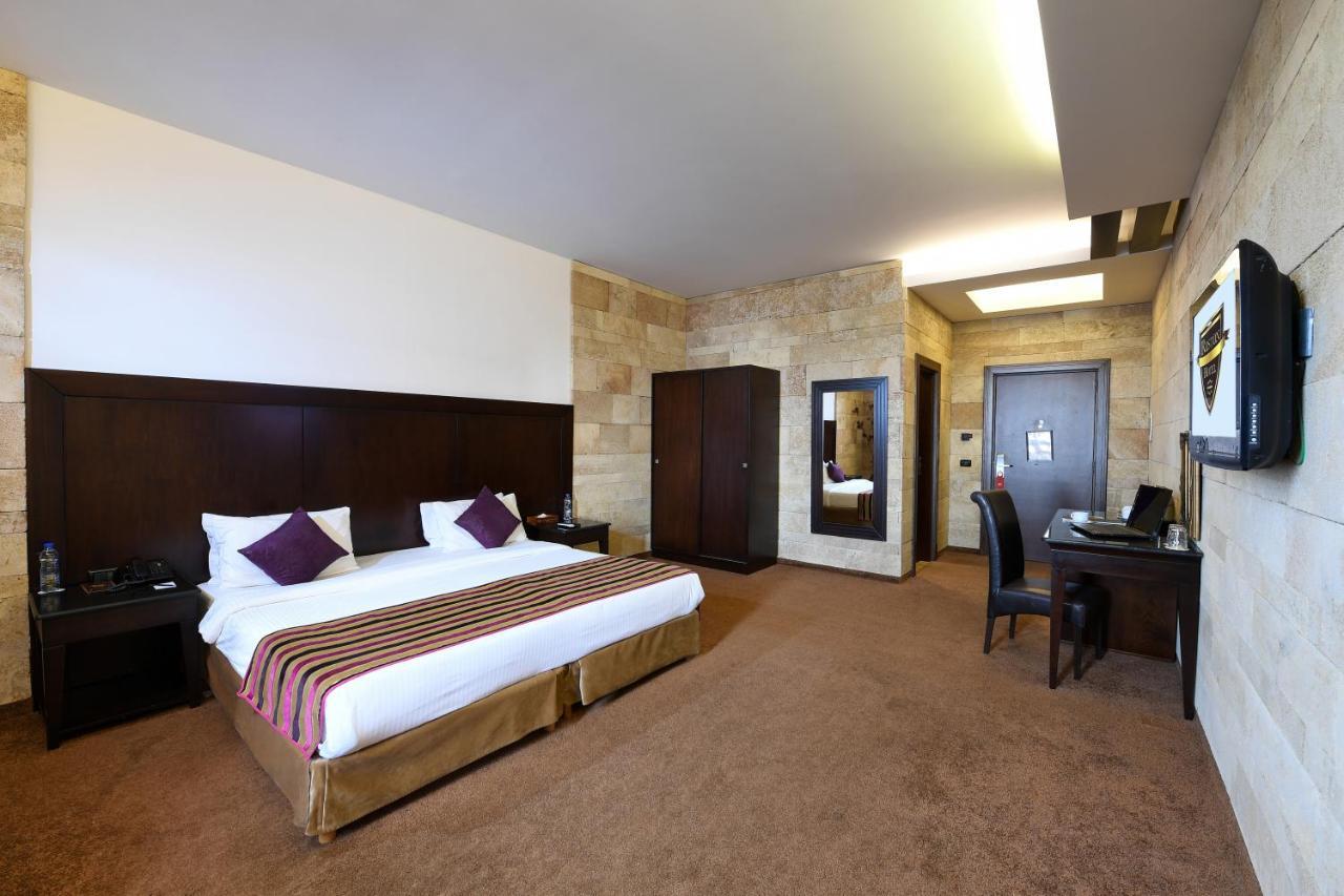 Reston Hotel Jounieh Dış mekan fotoğraf